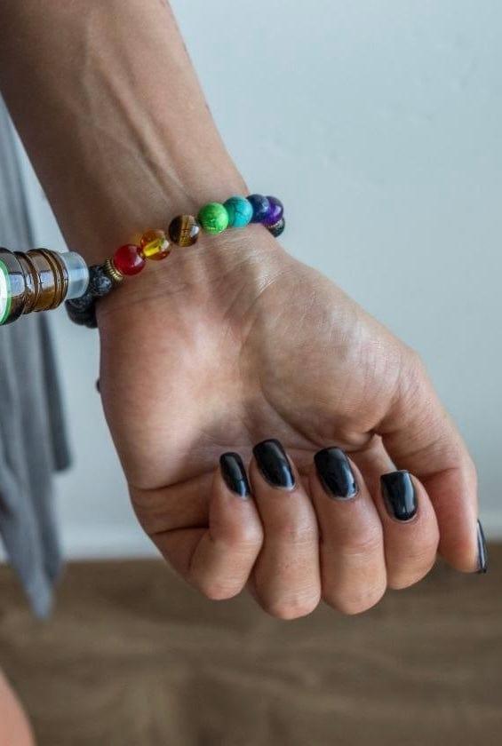 MounEssentials Chakra Diffuser Bracelet "7 Chakra" Lava Bead Diffuser Bracelet