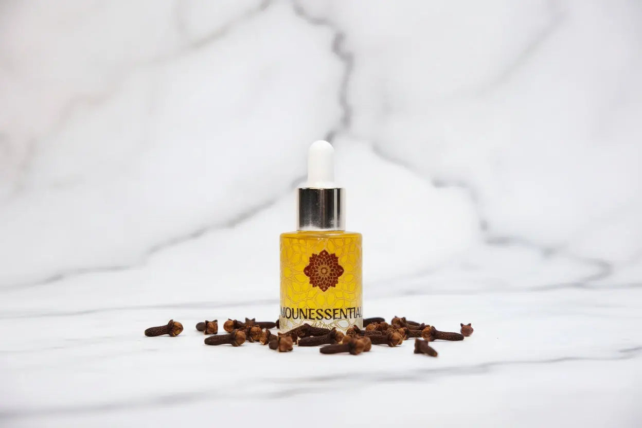 MounEssentials Essential Oils PURE CLOVE ESSENTIAL OIL-15 ML